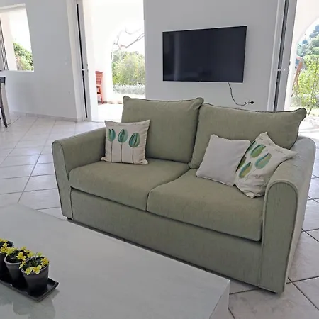 Apartment Superior Beachfront In Aghios Emilianos -